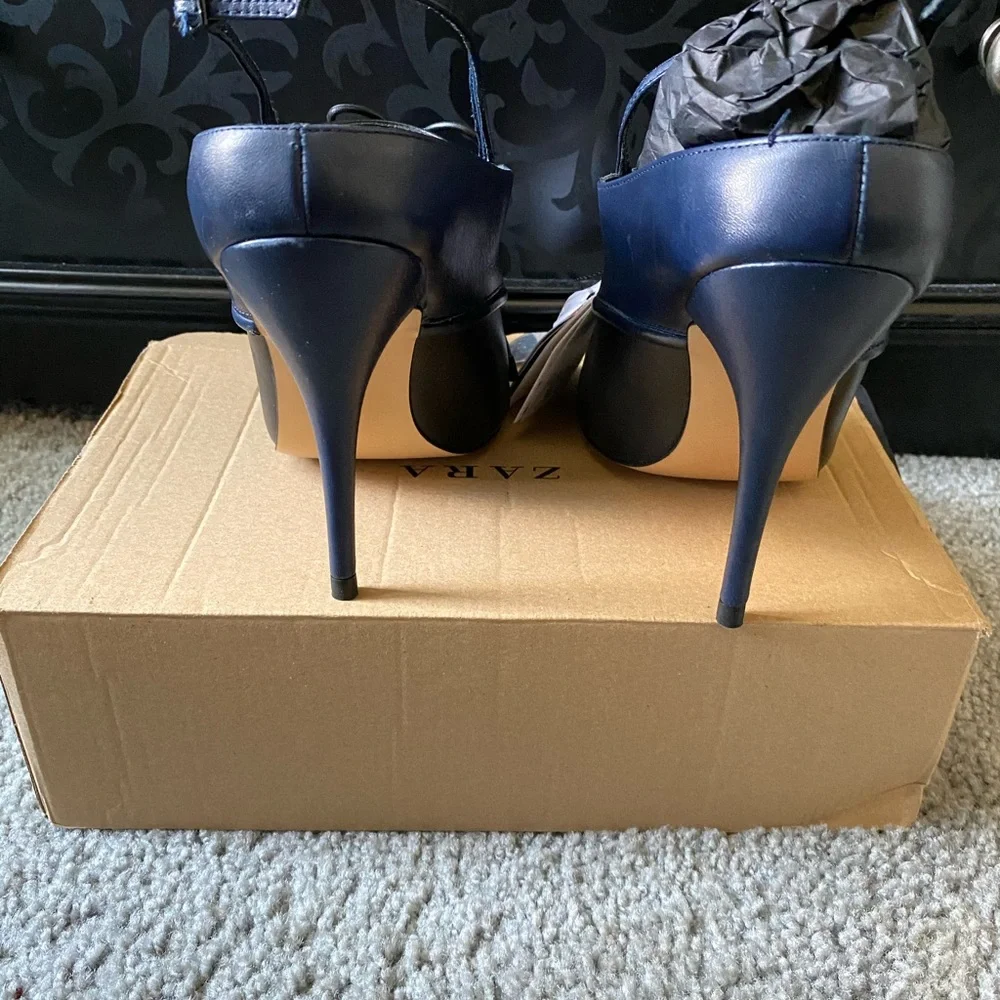 Zara Laced Mule Heel - Picture 6 of 6